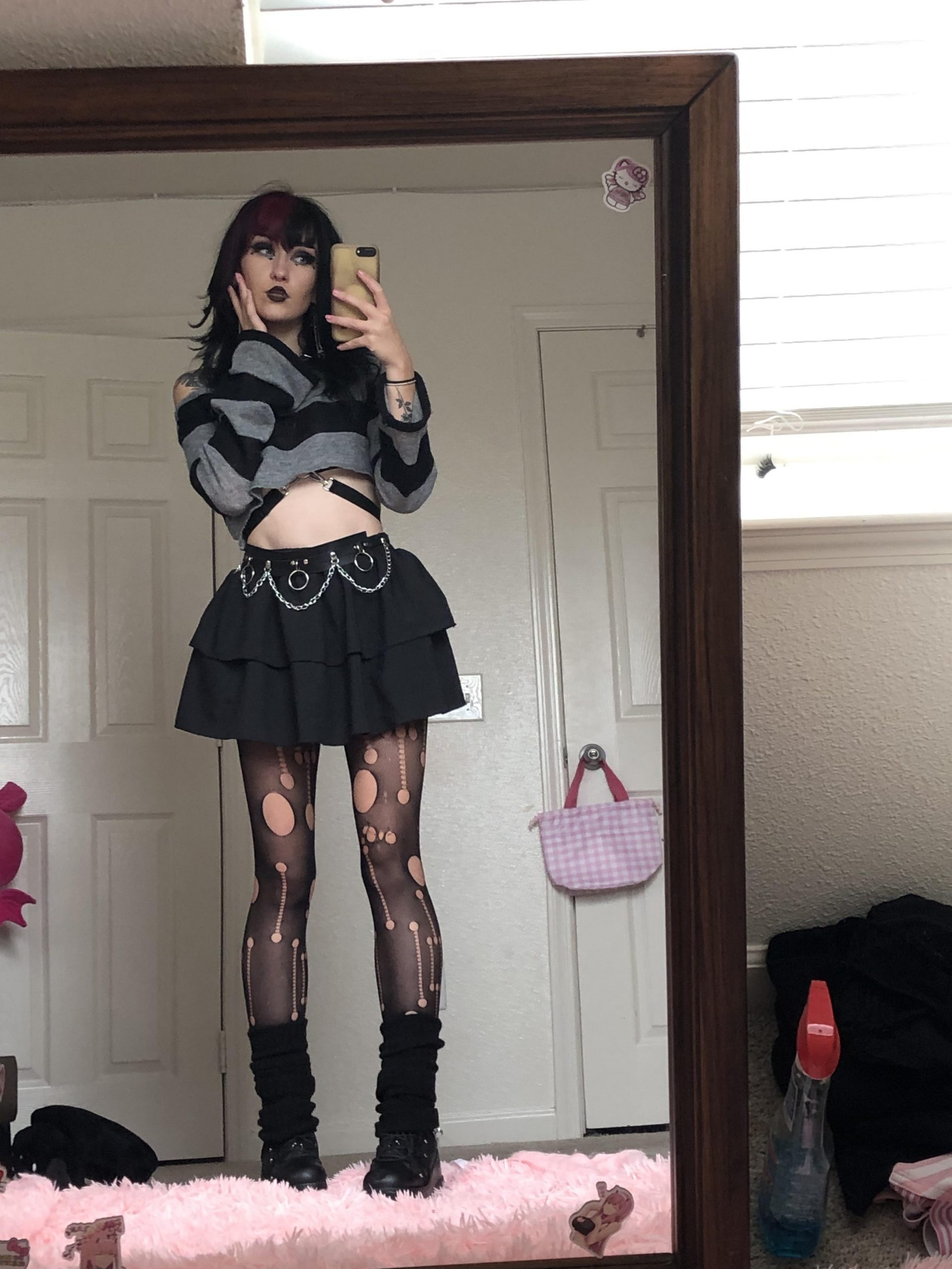 Alternative Fashion: Black Leg Warmers with Ruffled Skirt Alternative Fashion: Black Leg Warmers with Ruffled Skirt — Leg Warmers Outfits