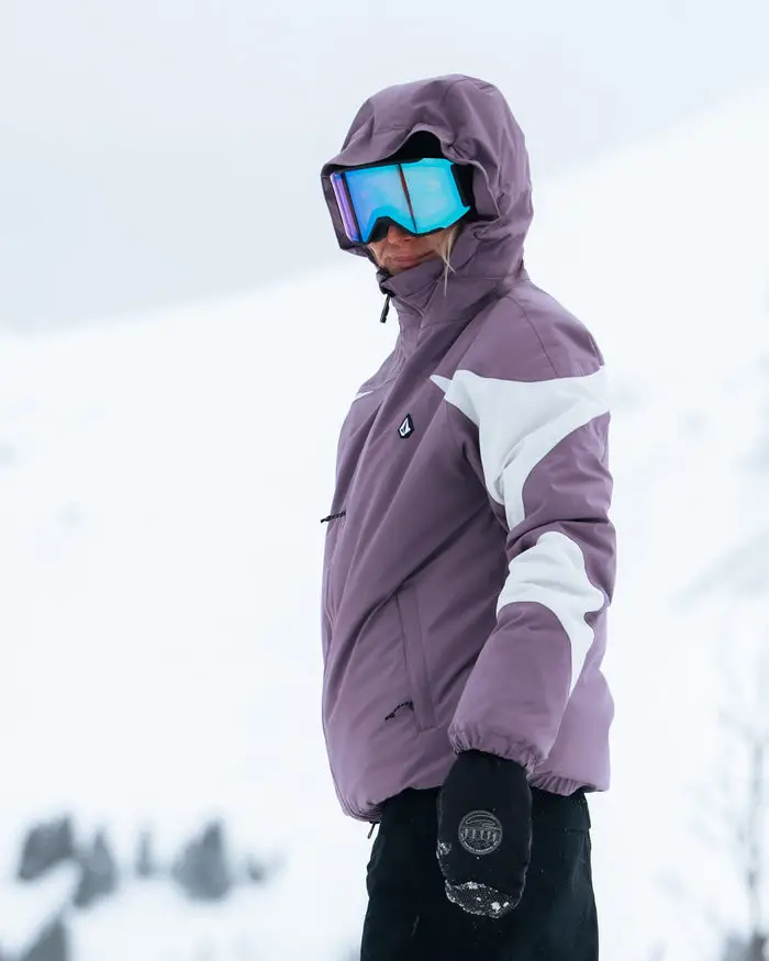 Purple Ski Jacket with White Colour-Blocked Sleeves Purple Ski Jacket with White Colour-Blocked Sleeves — Ski Outfits