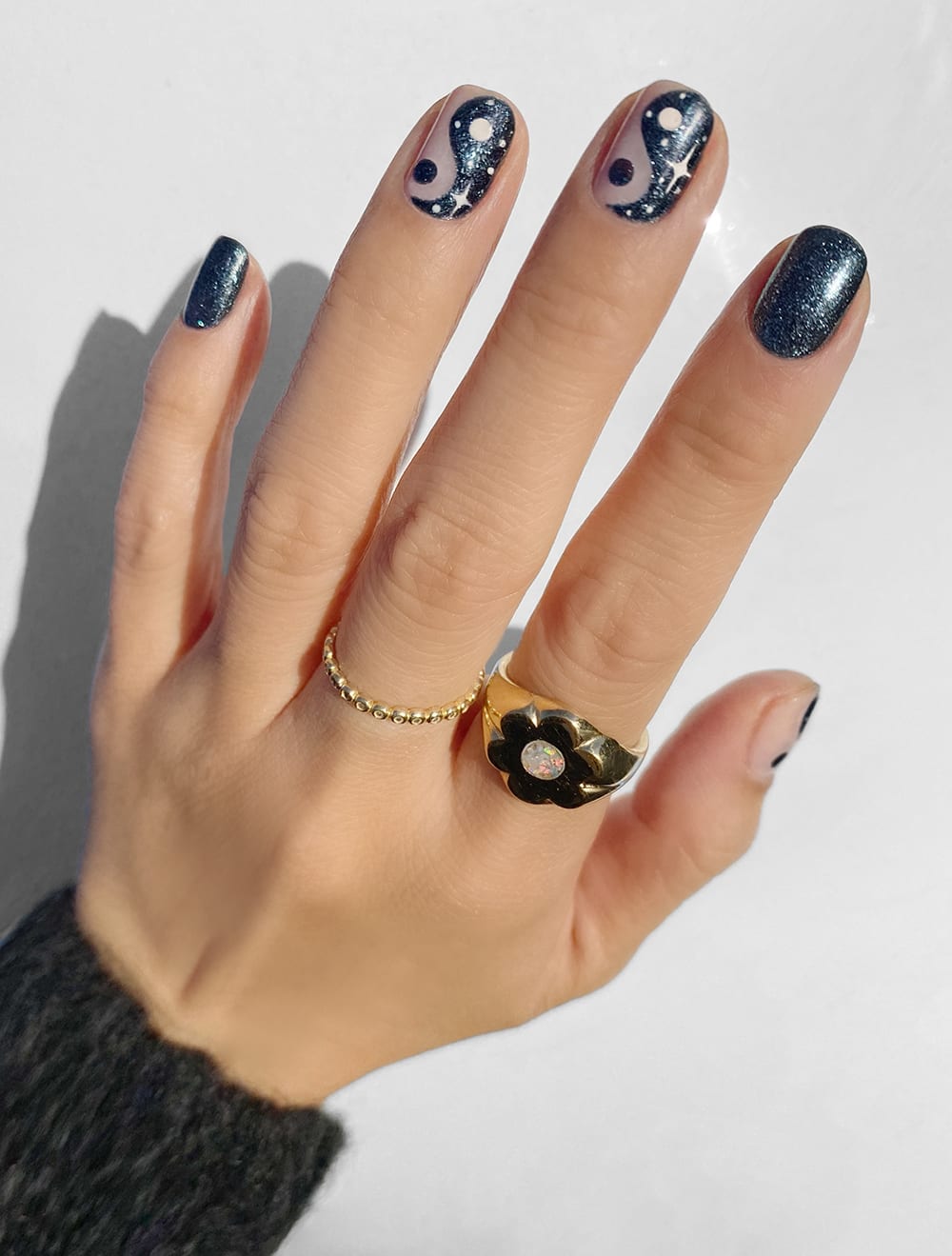 Shimmer And Glitter Visual Idea — Dark Winter Nails