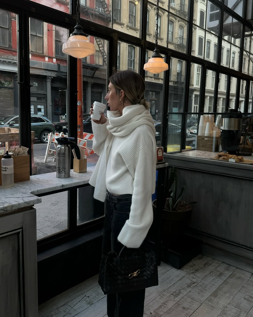 Oversized Sweater with Matching Scarf and Black Pants Oversized Sweater with Matching Scarf and Black Pants — Sweater Outfits