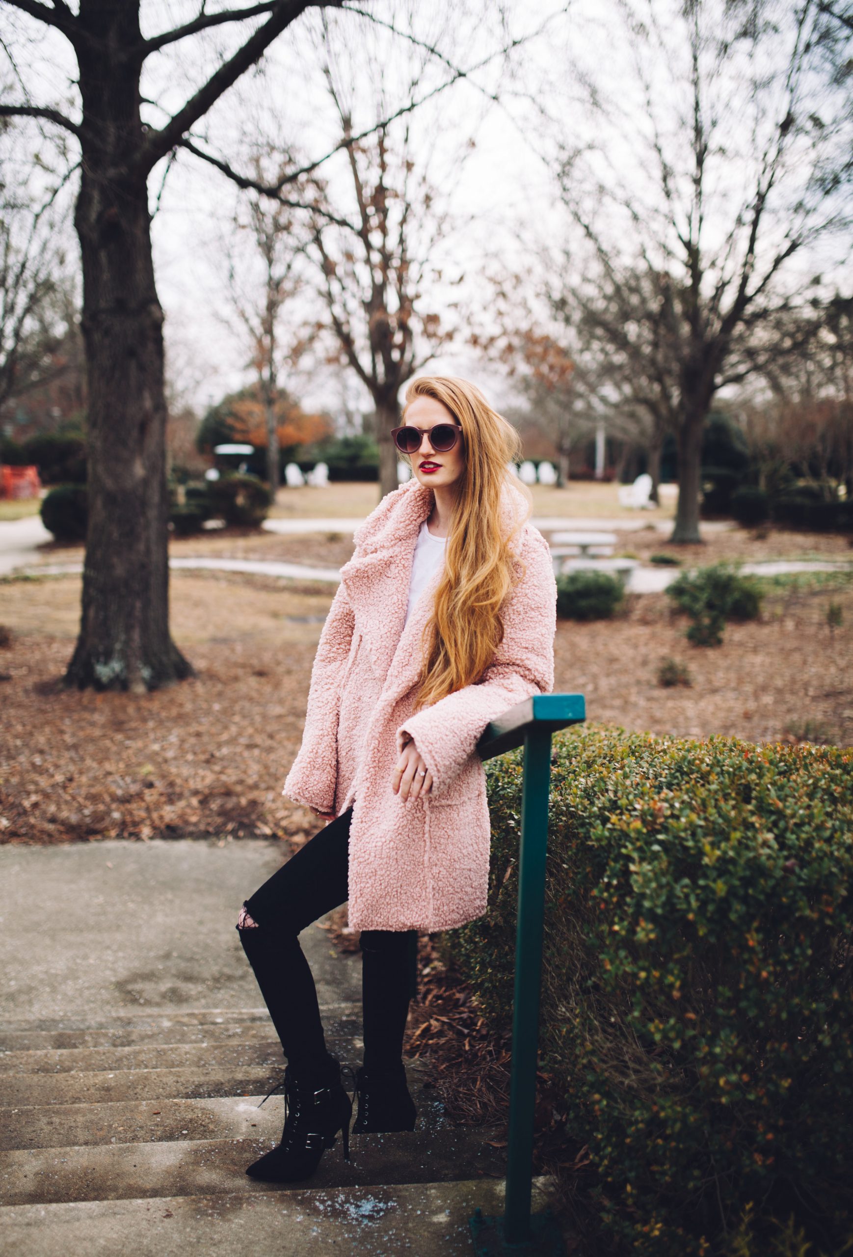 Pink Teddy Coat with White Tee and Skinny Jeans Pink Teddy Coat with White Tee and Skinny Jeans — Teddy Coat Outfits