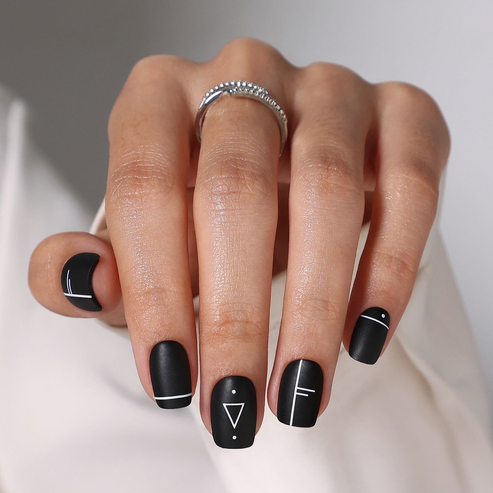 Matte Black Geometric Nails Matte Black Geometric Nails — Short Winter Square Nails