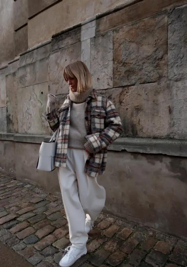 Cozy Turtleneck and Plaid Shacket Combination — Scandinavian Winter Outfits