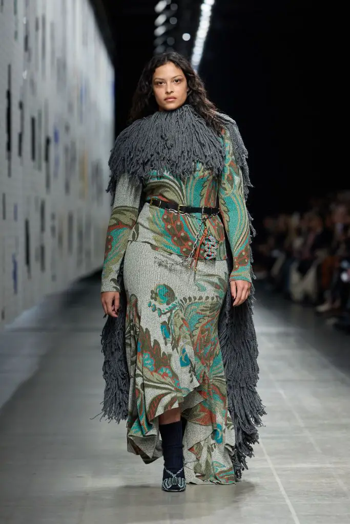 Patterned Knit Maxi Dress with Oversized Scarf — Italy Winter Outfits