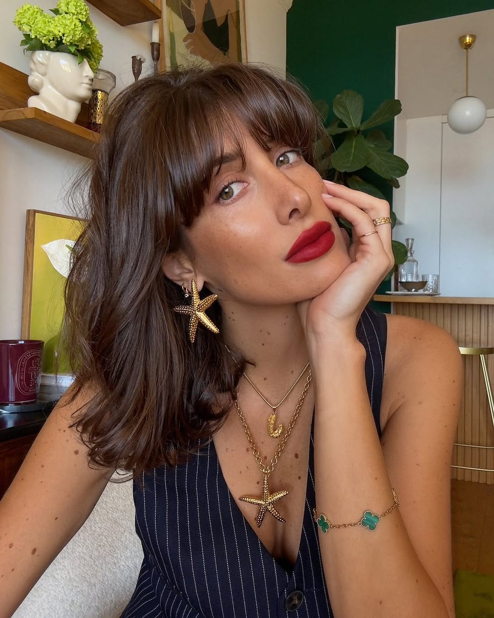 Collarbone Lob with Wispy Bangs Collarbone Lob with Wispy Bangs — Winter Haircuts for Oval Faces