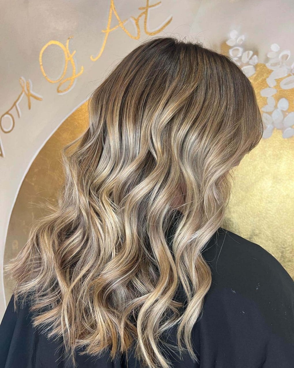 Collarbone Ash Blonde Balayage With Side Bangs — Side-Swept Bangs Frame The Face Collarbone Ash Blonde Balayage With Side Bangs — Side-Swept Bangs Frame The Face — Winter Balayage