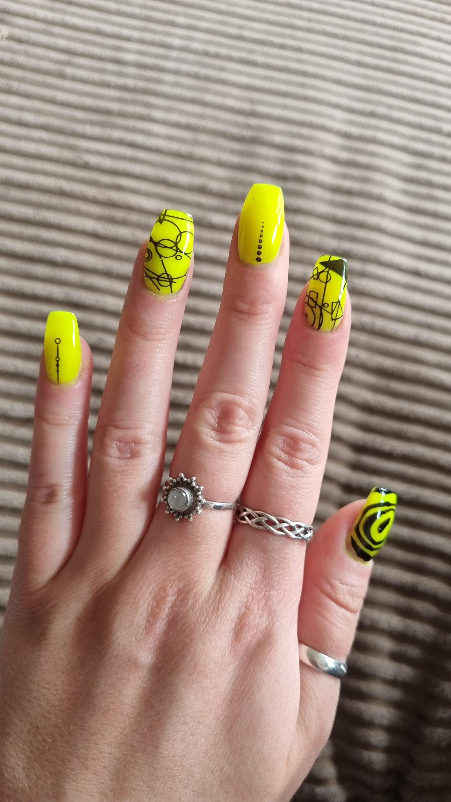 Medium Square Neon Yellow with Black Art Medium Square Neon Yellow with Black Art — Yellow Nail Designs
