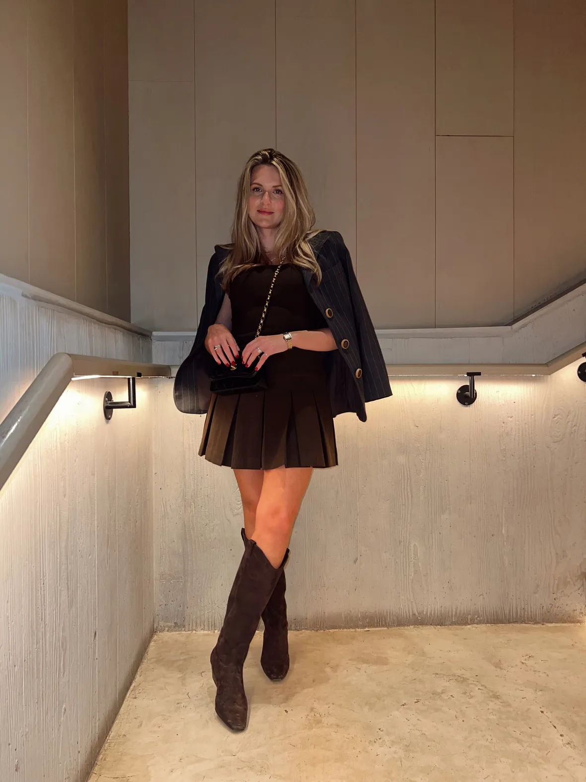 Dark Brown Suede Knee-High Boots with Pleated Mini Skirt for Evening Dark Brown Suede Knee-High Boots with Pleated Mini Skirt for Evening — Suede Boots Outfits