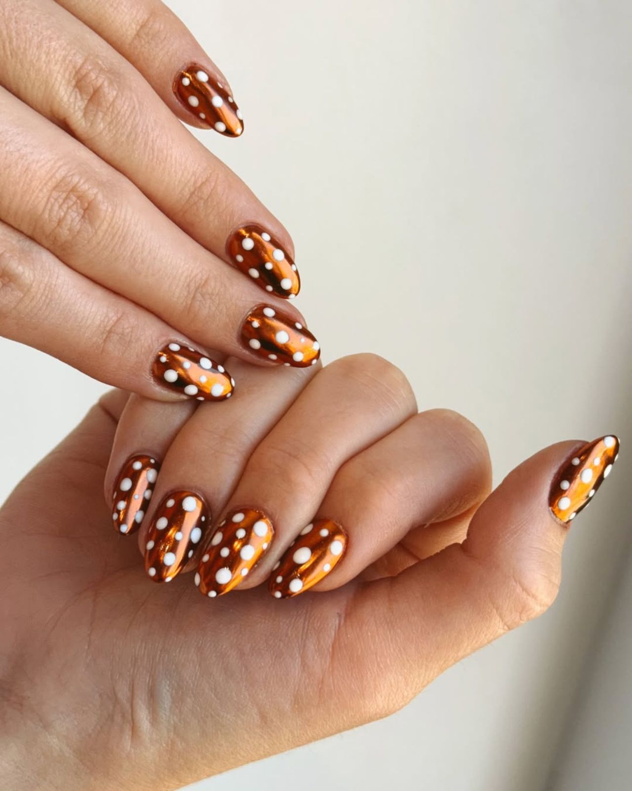 Metallic Copper White Polka Dot Nails Metallic Copper White Polka Dot Nails — Fall to Winter Nails