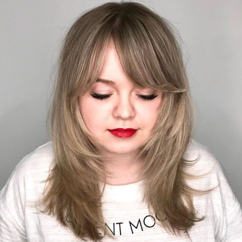 Layered Lob With Side Bangs Layered Lob With Side Bangs — Winter Haircuts for Round Faces