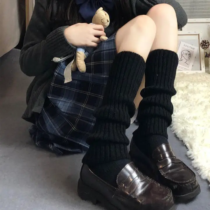 School Inspired: Ribbed Leg Warmers with Plaid Skirt School Inspired: Ribbed Leg Warmers with Plaid Skirt — Leg Warmers Outfits