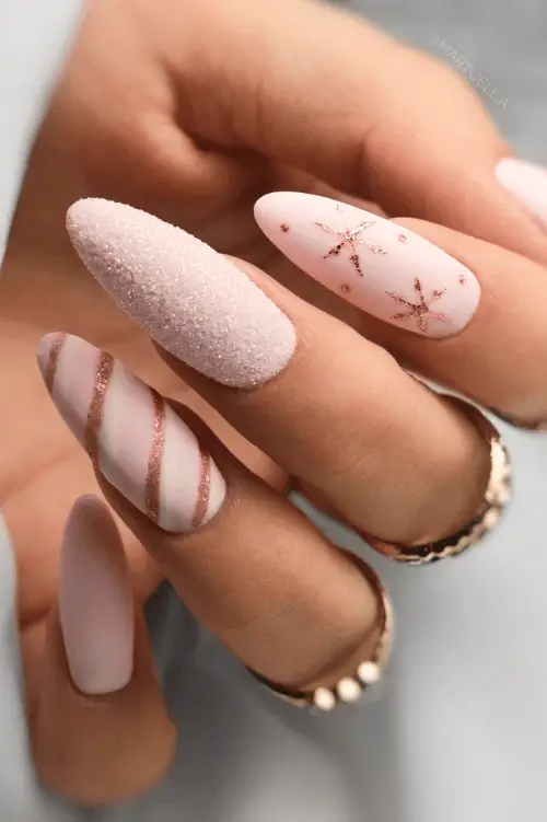 Matte Pale Pink Rose Gold Accents Nails — Everyday Winter Nails