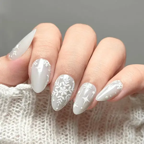 Snowflake Star Decal Matte Light Grey Nails Snowflake Star Decal Matte Light Grey Nails — Winter Gray Nails
