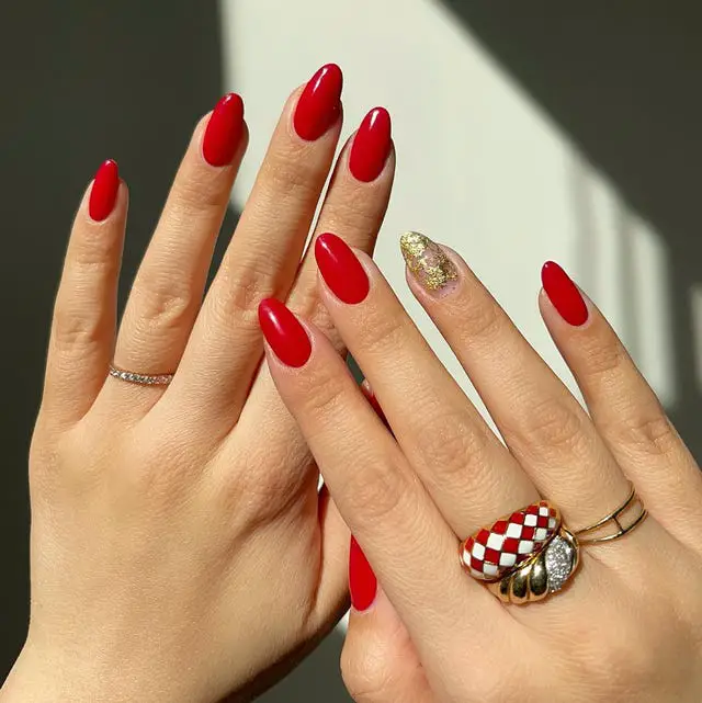 Visual Idea — Medium Oval Nails Coated In A Vibrant — Winter Gel Nail Colors