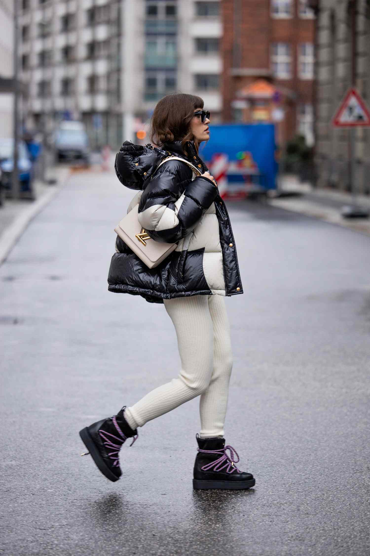 Color-Block Puffer Jacket with Pink-Laced Snow Boots Color-Block Puffer Jacket with Pink-Laced Snow Boots — Snow Boots Outfits
