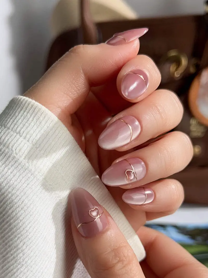 Gold Wire Heart Shimmer Gradient Oval Nails Gold Wire Heart Shimmer Gradient Oval Nails — Cute Nail Designs