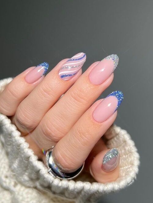Salon Visual Idea Salon Visual Idea — Winter French Tip Nails