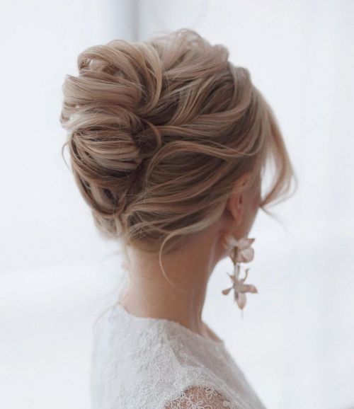 Voluminous Twisted Updo — Winter Updos