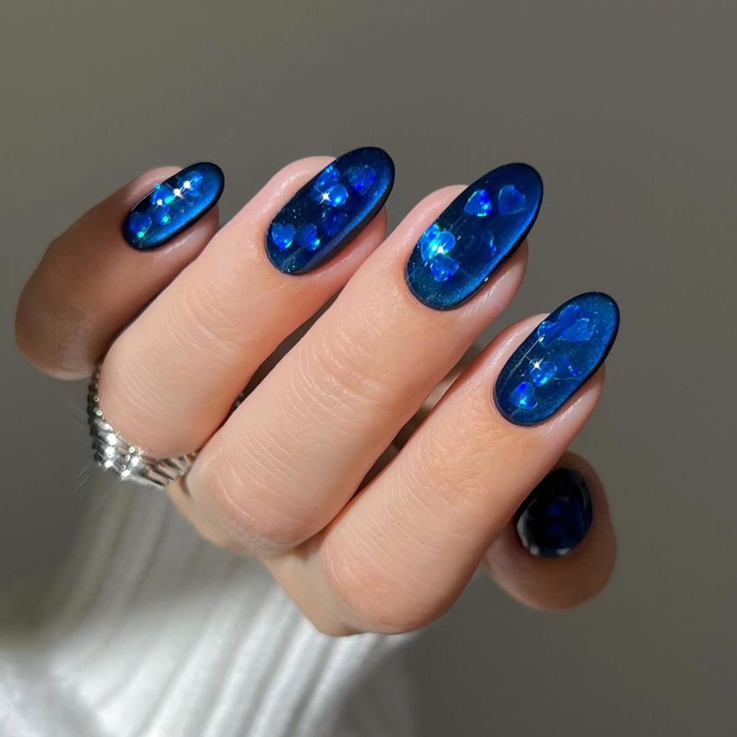 Embedded Glitter Foil Elements Visual Idea Embedded Glitter Foil Elements Visual Idea — Blue Nail Inspo