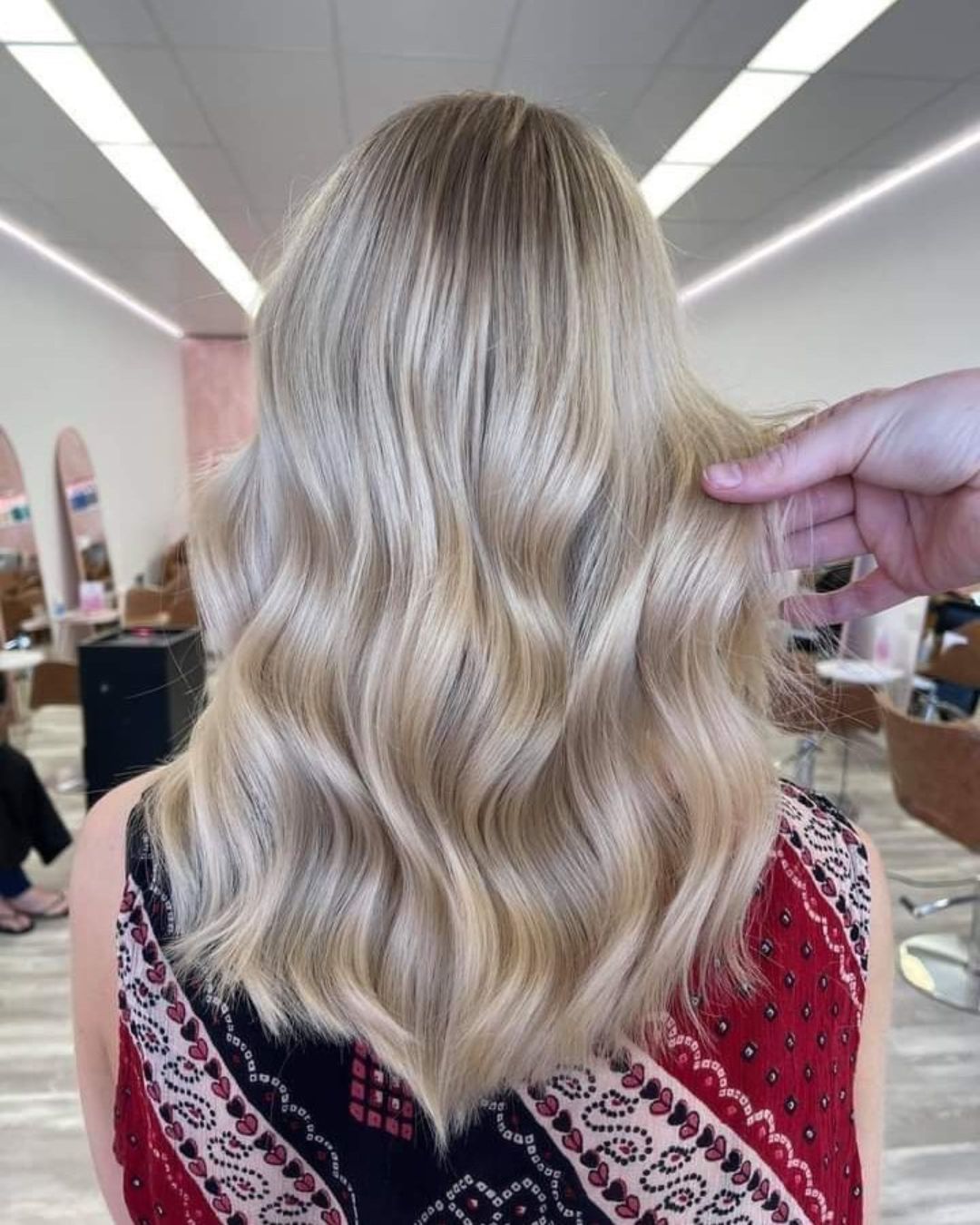 9 Trending Winter Hair Colours for Women in 2026