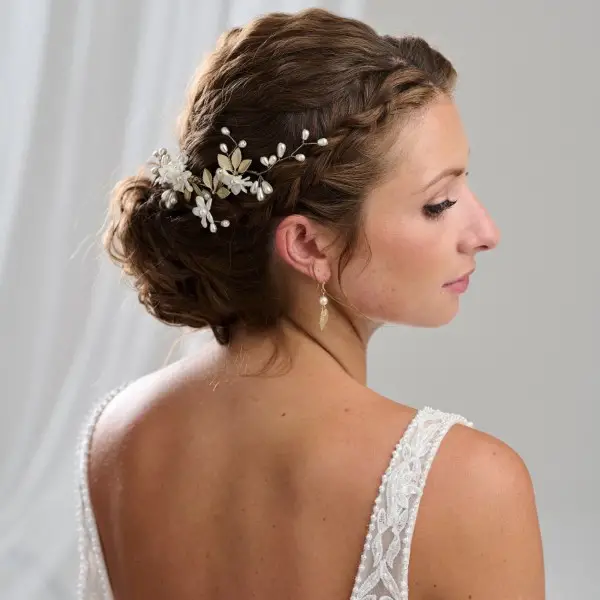 Wavy And Fine Visual Idea — Winter Wedding Guest Hairstyles