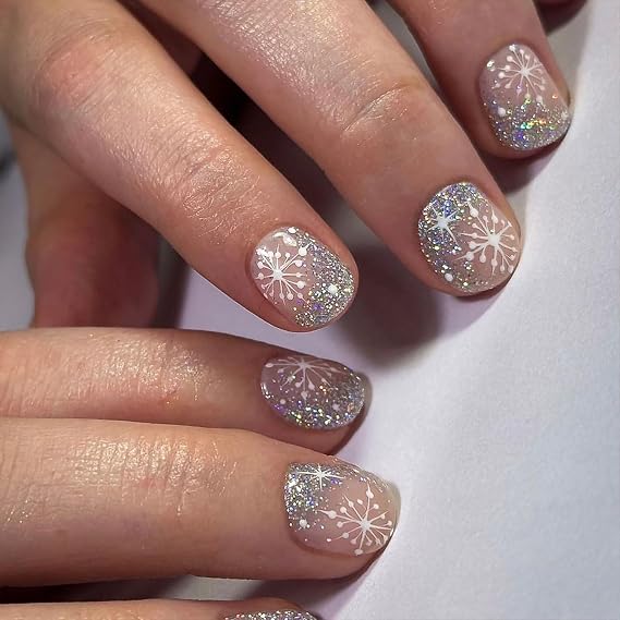 Snowflakes On Accent Nails Visual Idea Snowflakes On Accent Nails Visual Idea — Short Winter Acrylic Nails