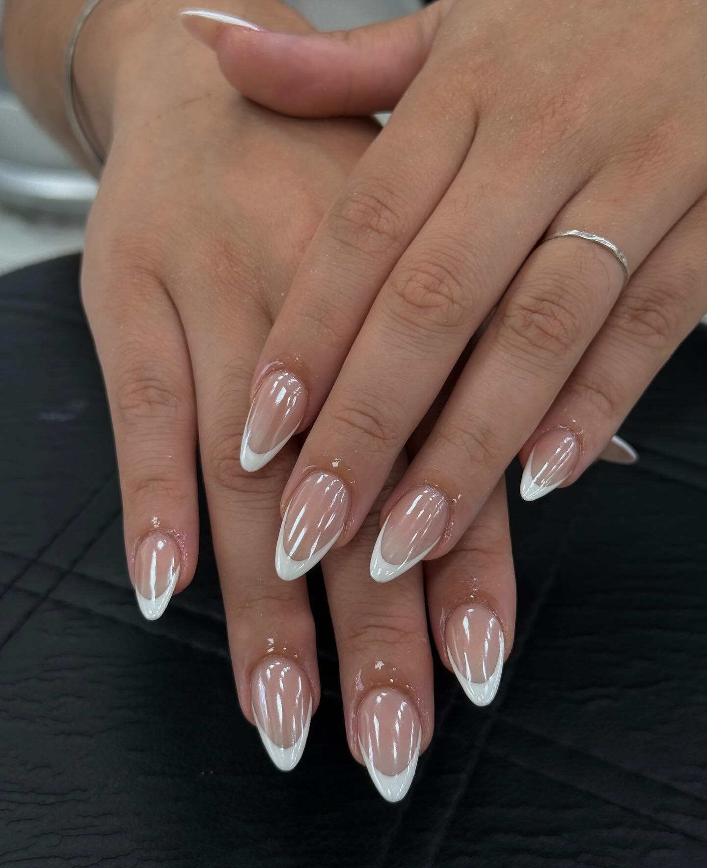Classic Visual Idea Classic Visual Idea — Winter French Tip Nails