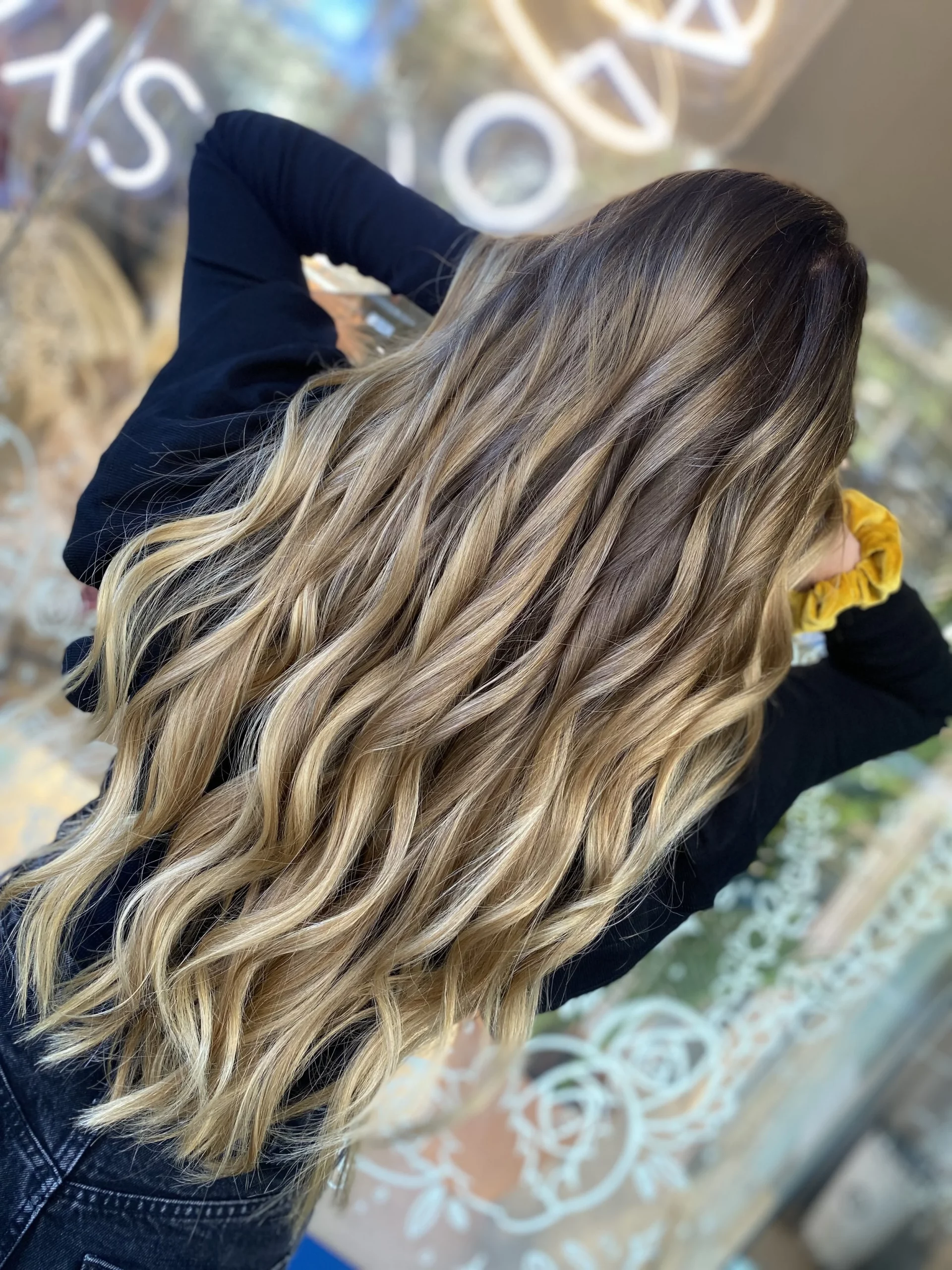 Visual Idea Visual Idea — Reverse Balayage