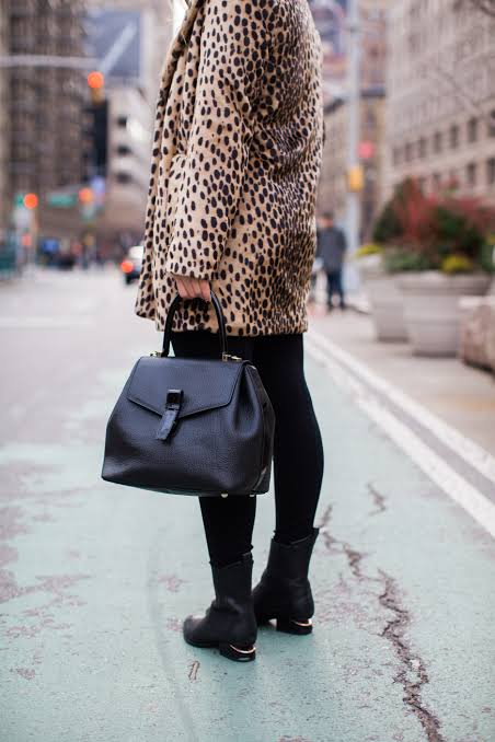 Elegant City Leopard Coat with Structured Handbag Elegant City Leopard Coat with Structured Handbag — Leopard Coat Outfits