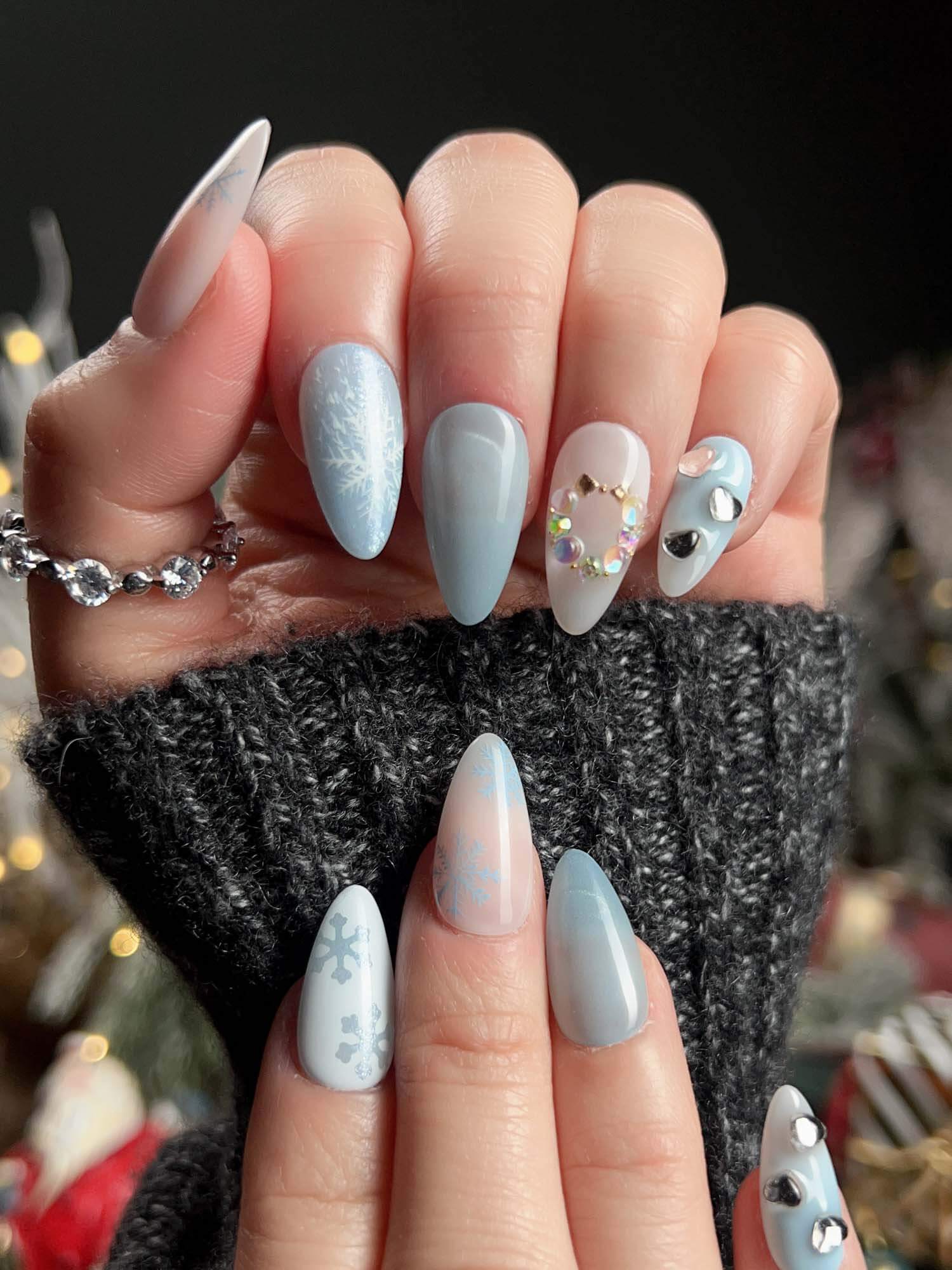 Matte And Shimmer Visual Idea Matte And Shimmer Visual Idea — Winter Glitter Nails