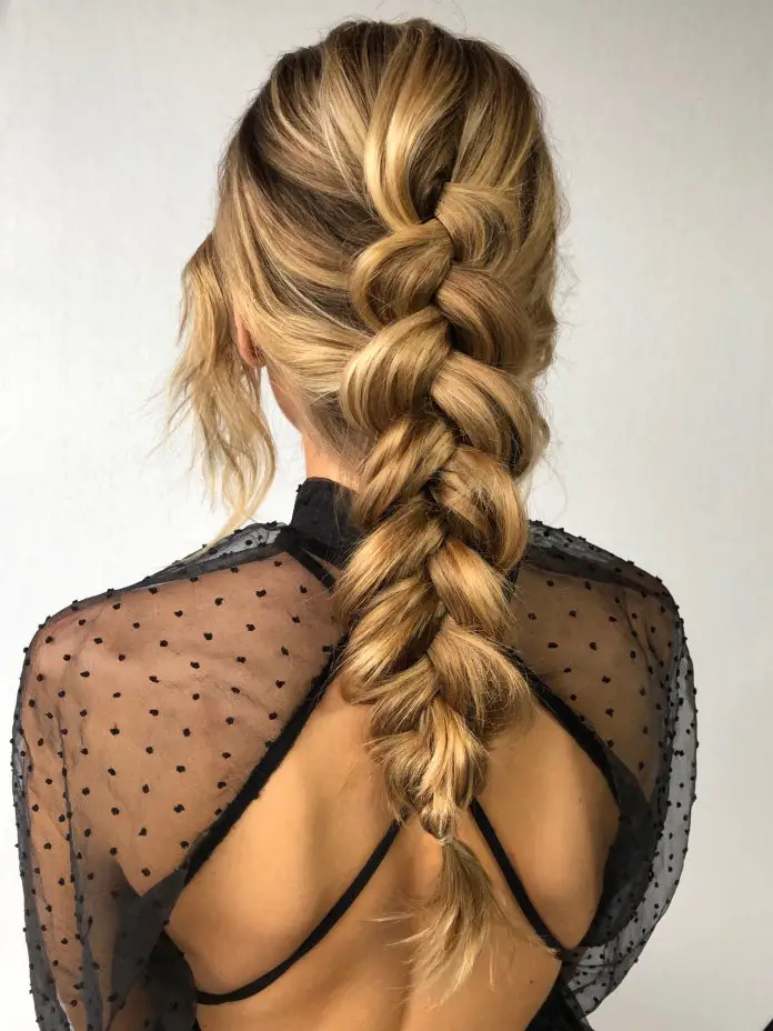 Chunky Fishtail Braid Blonde Chunky Fishtail Braid Blonde — Winter Hairstyles for Long Hair