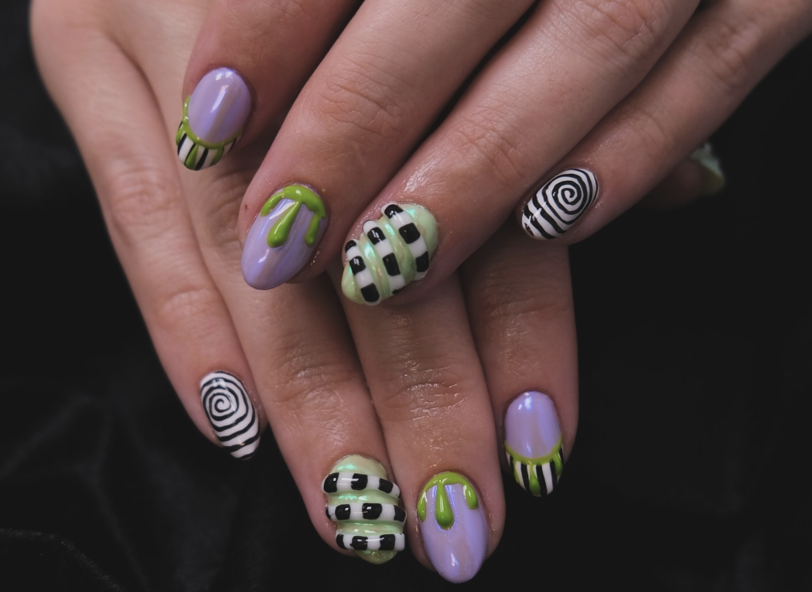 Spooky Swirls and Checkerboard Nails Spooky Swirls and Checkerboard Nails — Nail Art Ideas