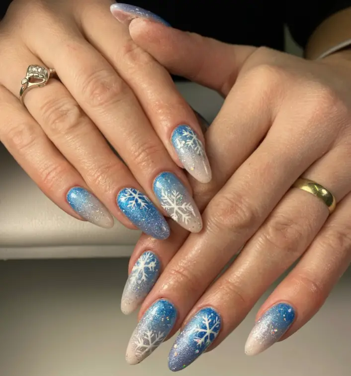 Both Hands Visual Idea Both Hands Visual Idea — Winter Glitter Nails