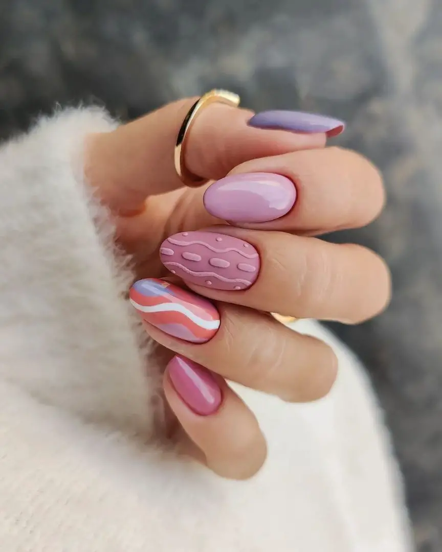 Pink Lavender with Textured Wavy Lines Pink Lavender with Textured Wavy Lines — Winter Purple Nails
