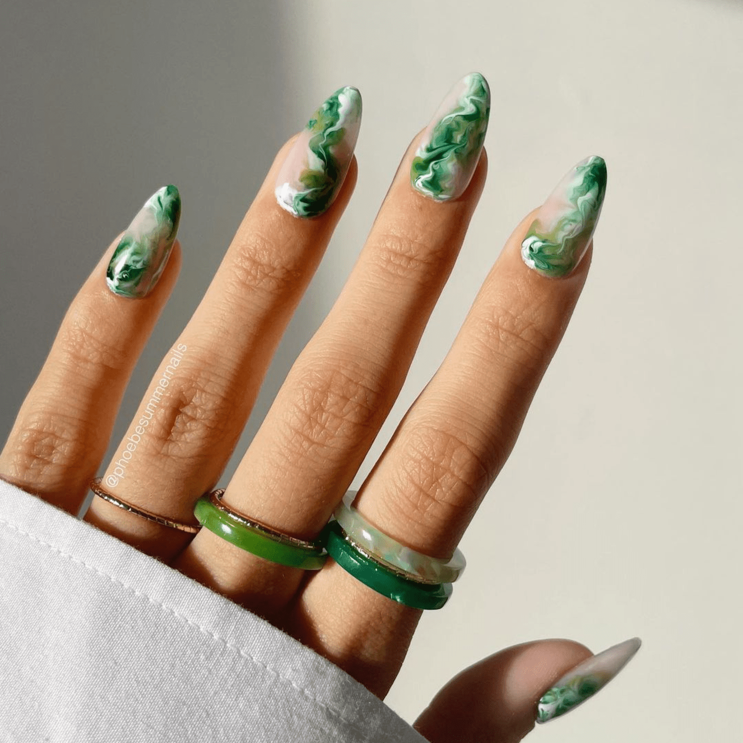 Any Season Long Stiletto Abstract Emerald & White Marbling Any Season Long Stiletto Abstract Emerald & White Marbling — Emerald Green Nails