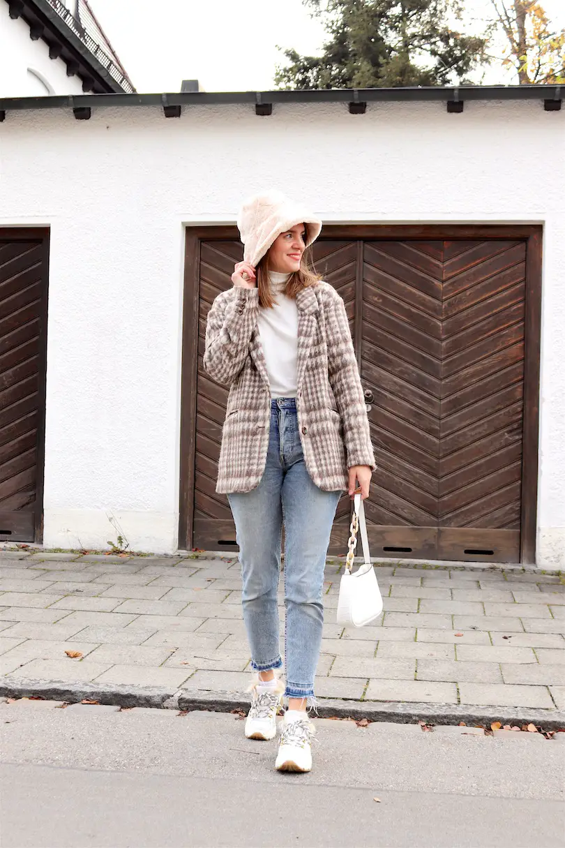Autumn Comfort: Beige Faux Fur Bucket Hat with Plaid Blazer Autumn Comfort: Beige Faux Fur Bucket Hat with Plaid Blazer — Fur Hat Outfits