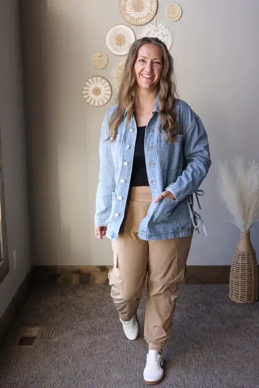 Tan Cargo Pants with a Black Top and Denim Jacket Tan Cargo Pants with a Black Top and Denim Jacket — Winter Teacher Outfits