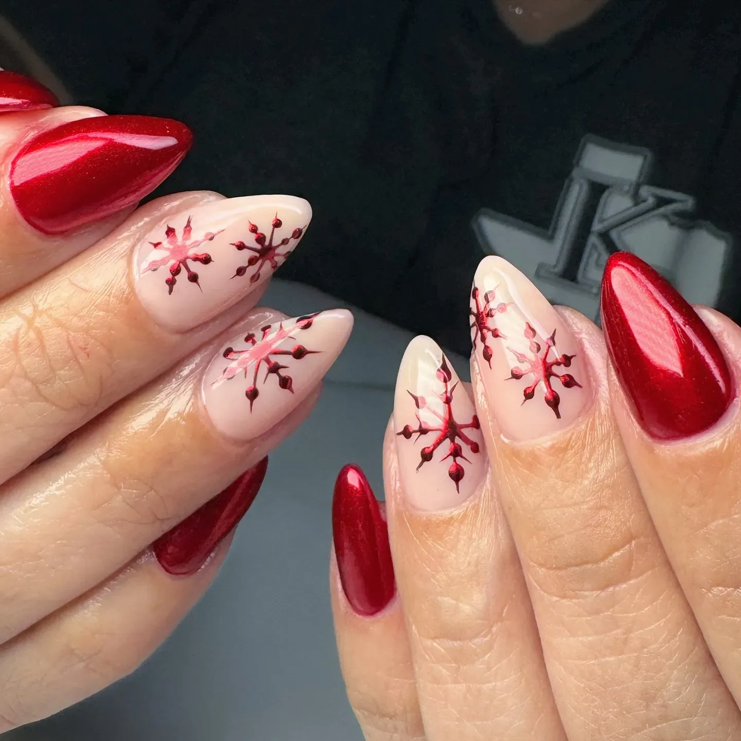 Chic Red Snowflake Stilettos Chic Red Snowflake Stilettos — Winter Red Nails