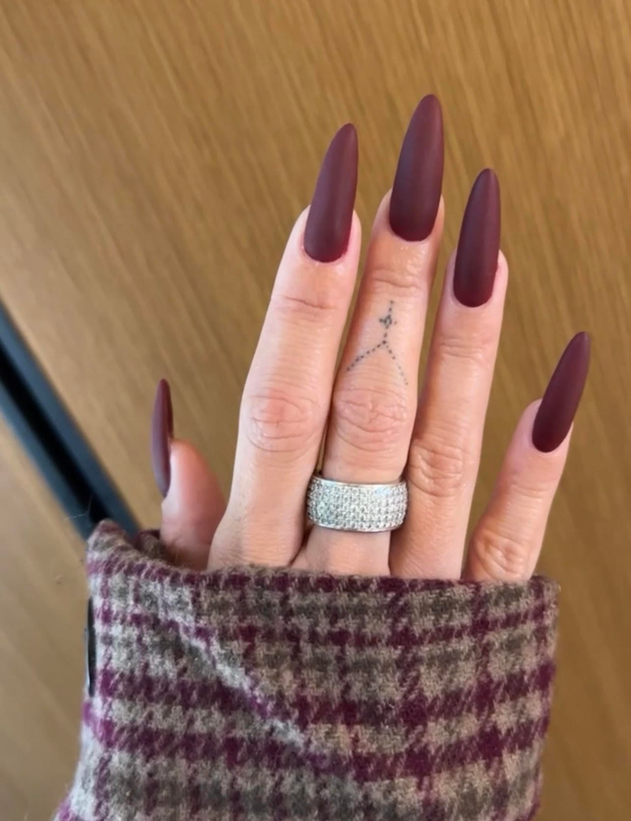 The 7 Biggest Winter Nail Trends in 2022 | Who What Wear