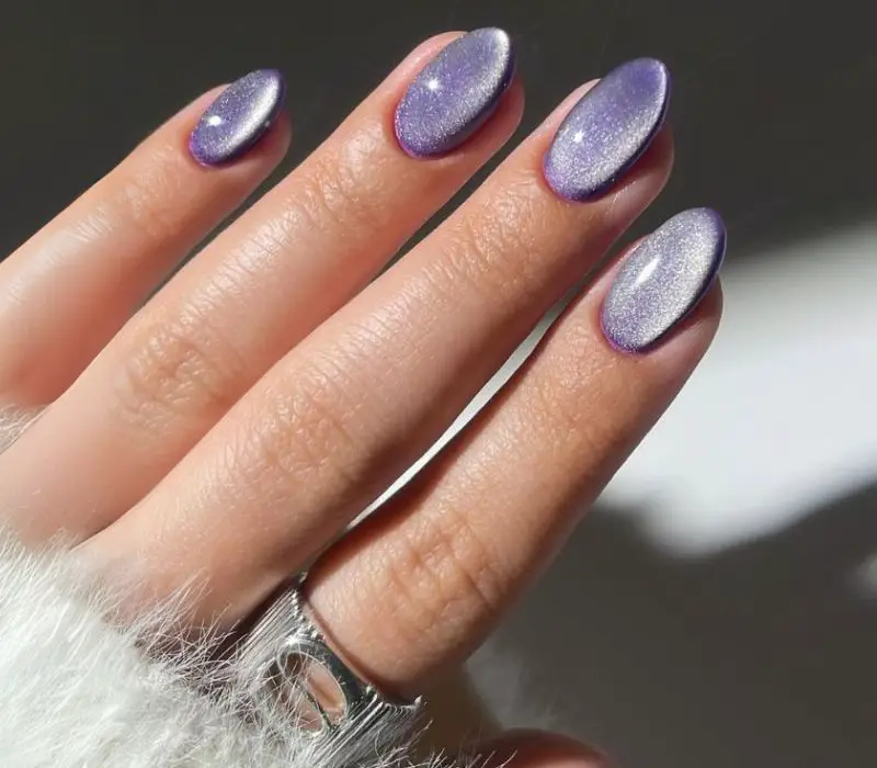 Shimmering Lavender Cat Eye Nails Shimmering Lavender Cat Eye Nails — Winter Cat Eye Nails