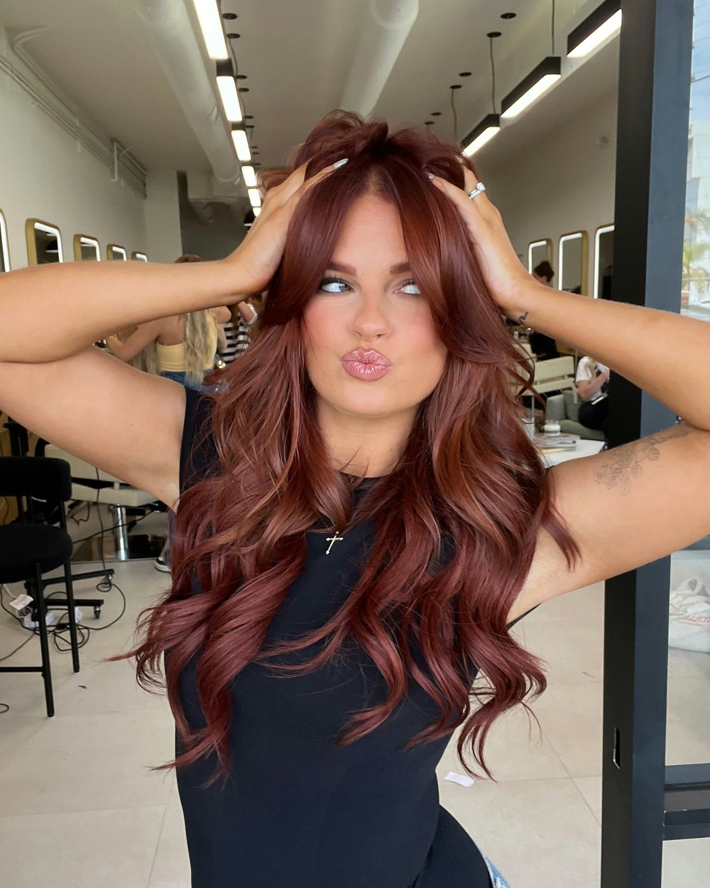 Mid-Back Visual Idea Mid-Back Visual Idea — Winter Hair Colors for Brunettes