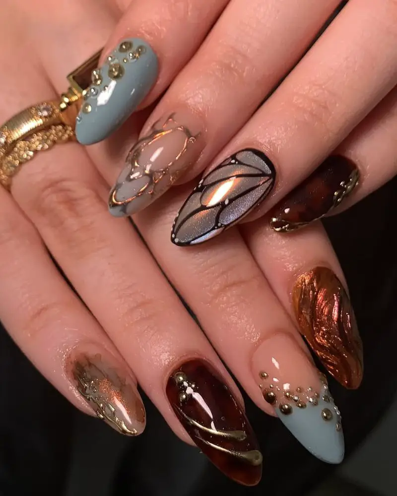 Luxury Gold Embellished Almonds Luxury Gold Embellished Almonds — Almond Nail Designs