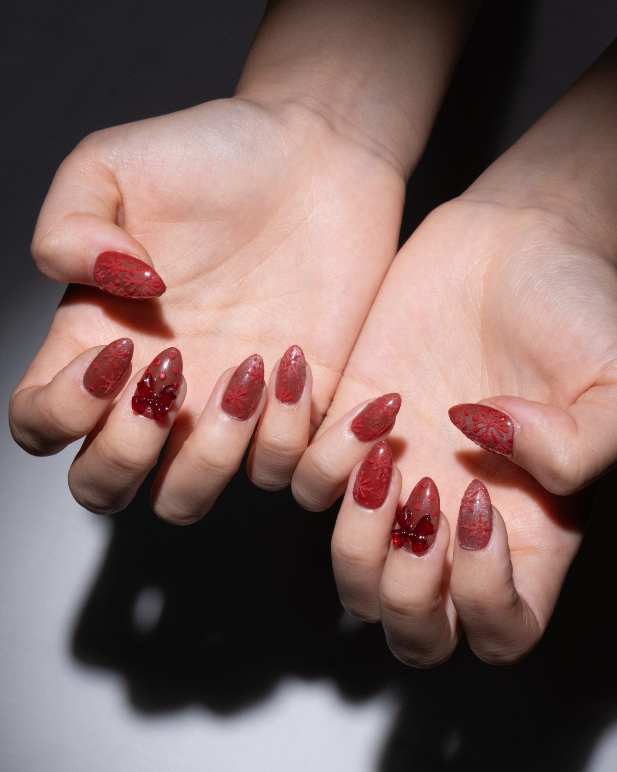 Textured Matte Red Snowflake with Rhinestones Textured Matte Red Snowflake with Rhinestones — Winter Red Nails