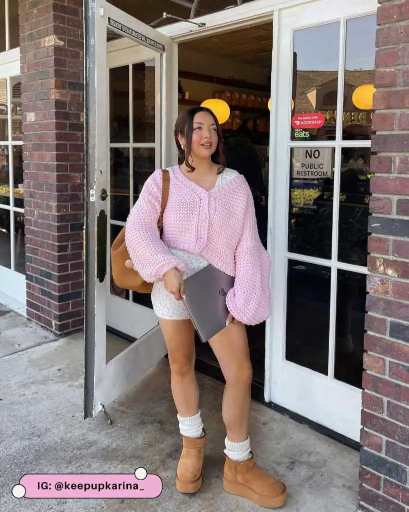 Cozy Chunky Knit Cardigan with Patterned Shorts Cozy Chunky Knit Cardigan with Patterned Shorts — Cardigan Outfits