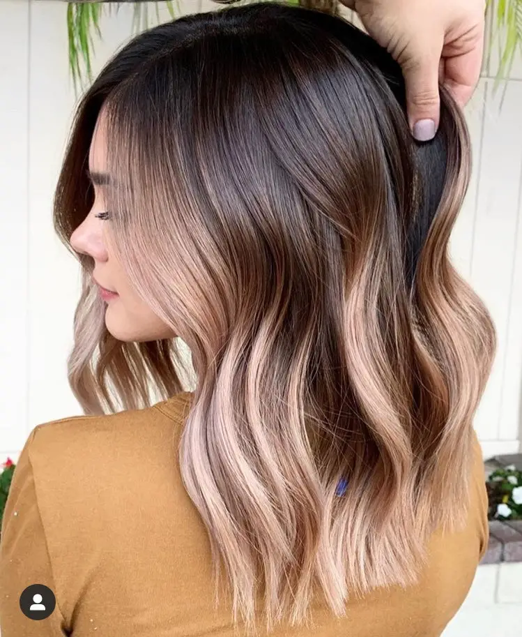 Dark Brown to Warm Blonde Lob Dark Brown to Warm Blonde Lob — Winter Ombre Hair