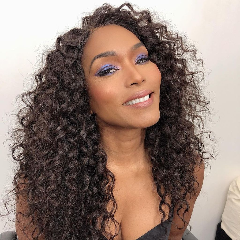 Casual Dark Brown Loose Curls Casual Dark Brown Loose Curls — Long Winter Haircuts