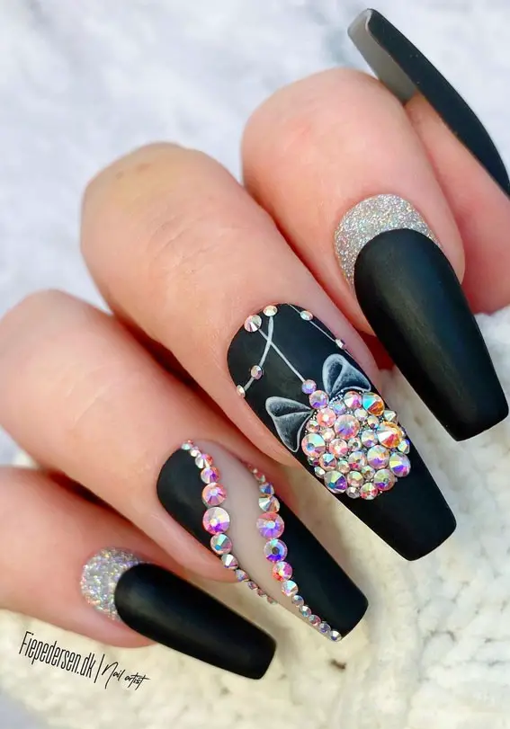 Matte Black With Rhinestone Ornament Accents Matte Black With Rhinestone Ornament Accents — Winter Black Nails