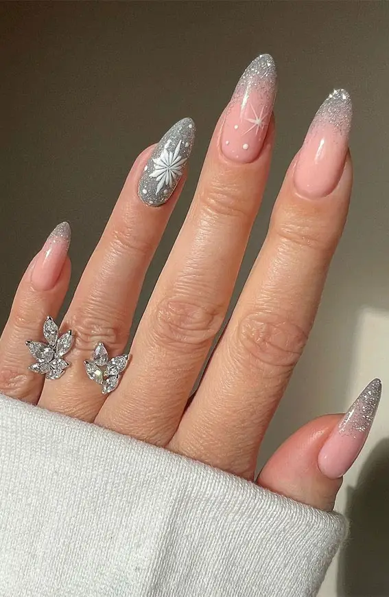 Pink Glitter Ombre with Snowflake Art Pink Glitter Ombre with Snowflake Art — Winter Ombre Nails