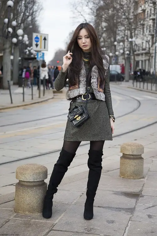 Metallic Dress with Furry Vest for Evening — Italy Winter Outfits