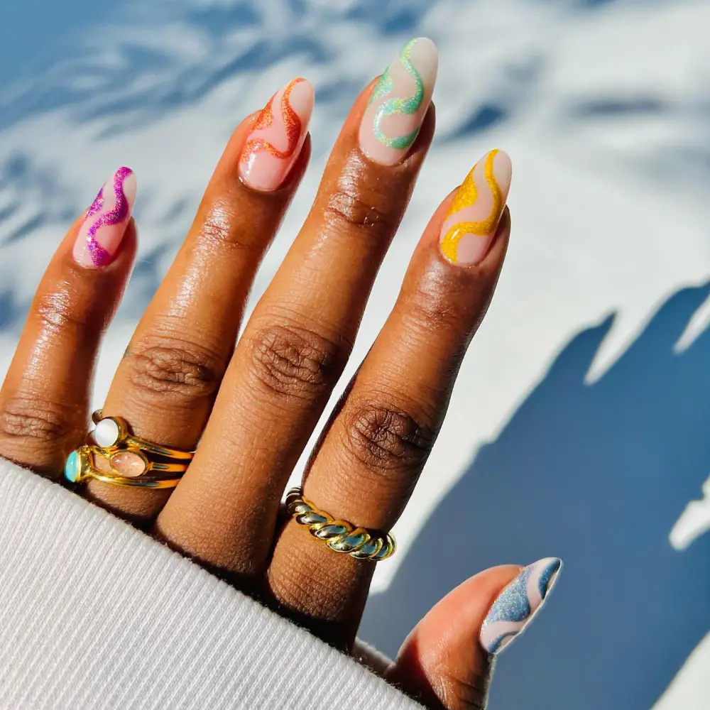 Medium Stiletto Colorful Wavy Lines Medium Stiletto Colorful Wavy Lines — Trendy Simple Nail Designs